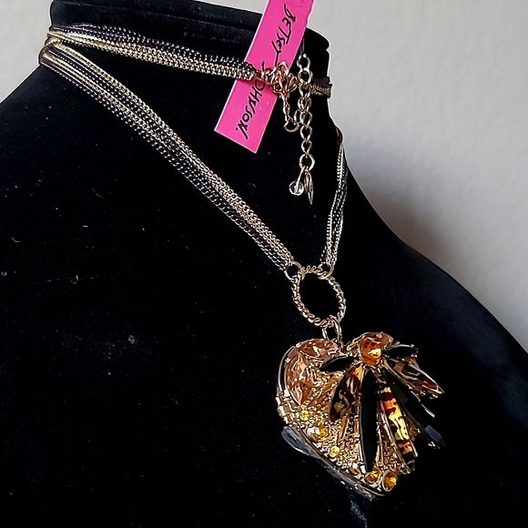 New! BETSEY JOHNSON Hollywood Glam Leopard Firefly Pill Locket Necklace. - Picture 4 of 12